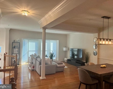 8502 Harvest Oak Drive - Photo Thumbnail 3