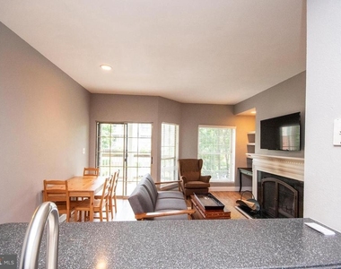 3920 Penderview Drive - Photo Thumbnail 29