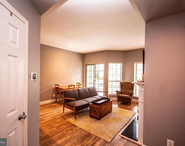 3920 Penderview Drive - Photo Thumbnail 28