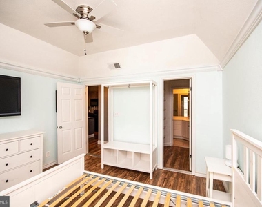 3920 Penderview Drive - Photo Thumbnail 36