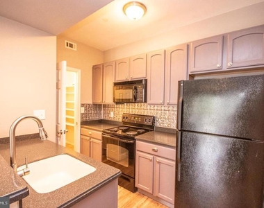 3920 Penderview Drive - Photo Thumbnail 24