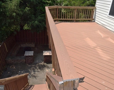 8819 Blue Royale Lane - Photo Thumbnail 19
