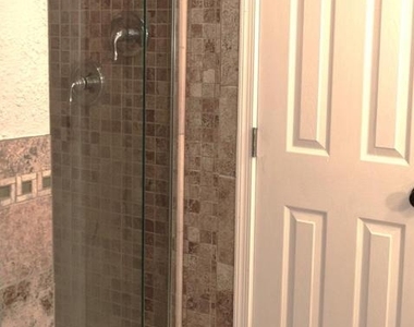 8819 Blue Royale Lane - Photo Thumbnail 25