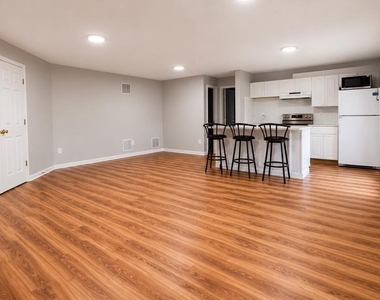 7302 Ivycrest Place - Photo Thumbnail 14