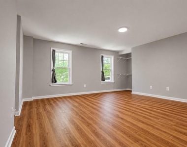 7302 Ivycrest Place - Photo Thumbnail 21