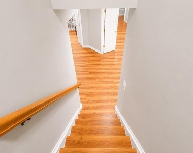 7302 Ivycrest Place - Photo Thumbnail 3