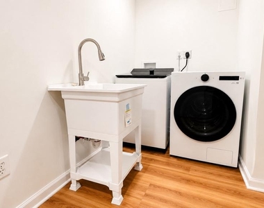 7302 Ivycrest Place - Photo Thumbnail 7