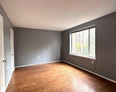 7753 Patriot Drive - Photo Thumbnail 6