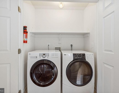 1813 Dawson Street - Photo Thumbnail 13