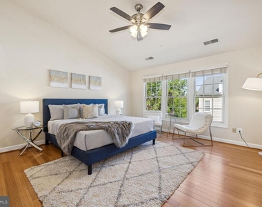 1813 Dawson Street - Photo Thumbnail 11