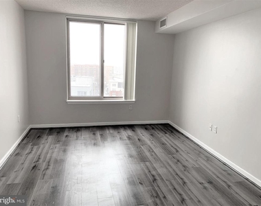 2726 Gallows Road - Photo Thumbnail 6