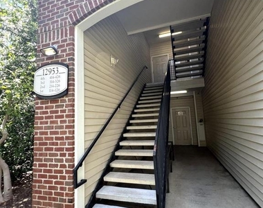 12953 Centre Park Circle - Photo Thumbnail 2
