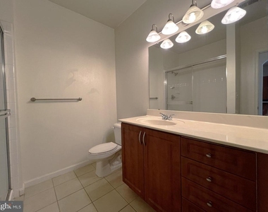 12953 Centre Park Circle - Photo Thumbnail 24