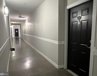 12953 Centre Park Circle - Photo Thumbnail 3