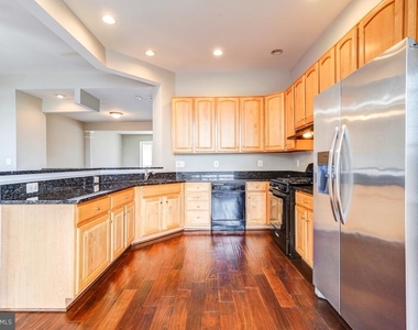 6160 Cinnamon Court - Photo Thumbnail 17