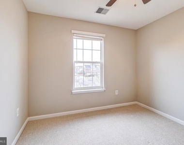 6160 Cinnamon Court - Photo Thumbnail 26