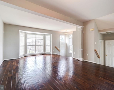 6160 Cinnamon Court - Photo Thumbnail 12