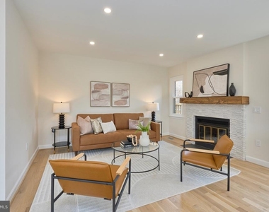 6615 Anthony Crest Square - Photo Thumbnail 17