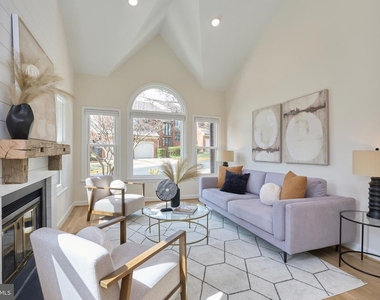 6615 Anthony Crest Square - Photo Thumbnail 1