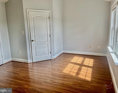 5370 Blue Aster Circle - Photo Thumbnail 13