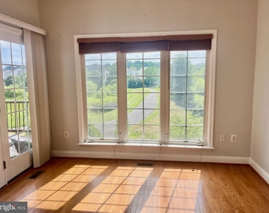 5370 Blue Aster Circle - Photo Thumbnail 3