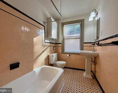 1400 Kenmore Avenue - Photo Thumbnail 8