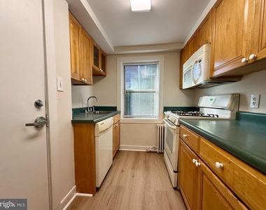 1400 Kenmore Avenue - Photo Thumbnail 5