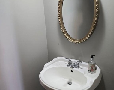 301 N Beauregard Street - Photo Thumbnail 10