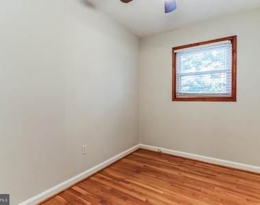 40 W Taylor Run Parkway - Photo Thumbnail 19