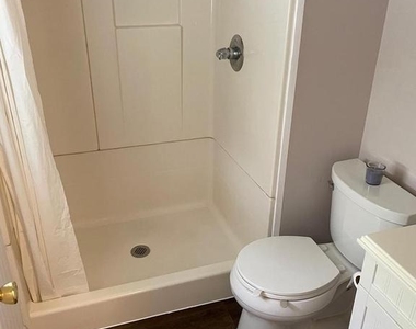 3959 Terrace Street - Photo Thumbnail 15