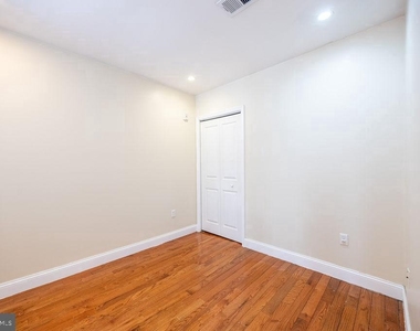 4706 Chestnut Street - Photo Thumbnail 7