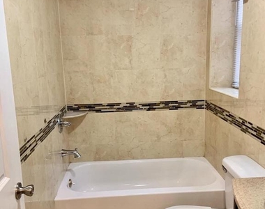 4706 Chestnut Street - Photo Thumbnail 6