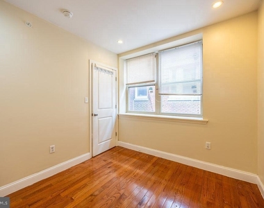 4706 Chestnut Street - Photo Thumbnail 9