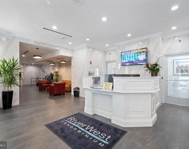 2101 Chestnut Street - Photo Thumbnail 21