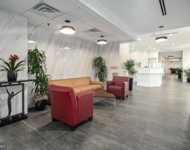 2101 Chestnut Street - Photo Thumbnail 20