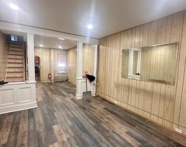 247 Morris Avenue - Photo Thumbnail 2