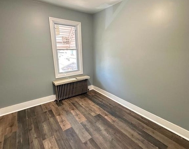 247 Morris Avenue - Photo Thumbnail 12