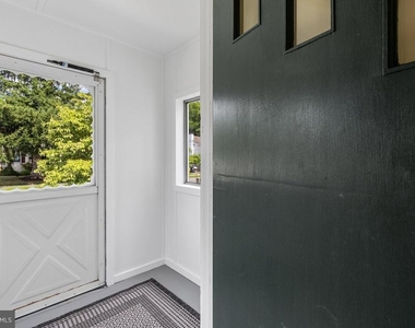182 Linden Lane - Photo Thumbnail 4