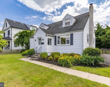 182 Linden Lane - Photo Thumbnail 2