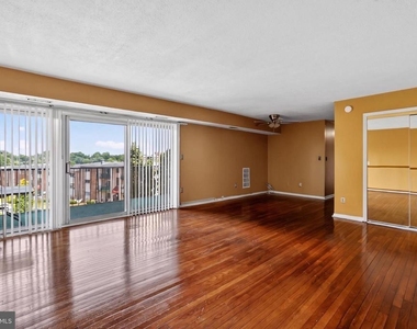 7527 Riverdale Road - Photo Thumbnail 2