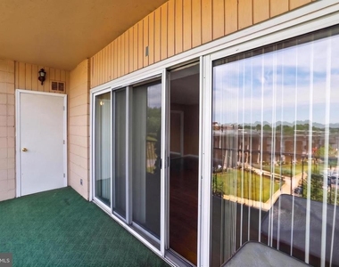 7527 Riverdale Road - Photo Thumbnail 18
