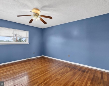 7527 Riverdale Road - Photo Thumbnail 13