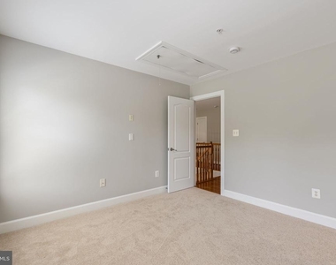15436 Symondsbury Way - Photo Thumbnail 39