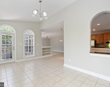15436 Symondsbury Way - Photo Thumbnail 18