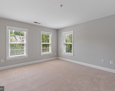 15436 Symondsbury Way - Photo Thumbnail 34