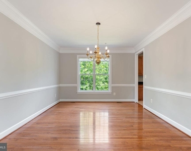 15436 Symondsbury Way - Photo Thumbnail 21