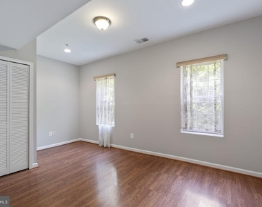 15436 Symondsbury Way - Photo Thumbnail 36