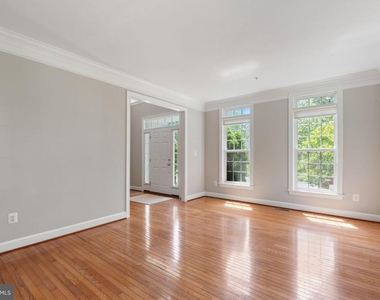 15436 Symondsbury Way - Photo Thumbnail 23
