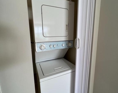 8720 Grasmere Court - Photo Thumbnail 8