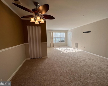 8720 Grasmere Court - Photo Thumbnail 6